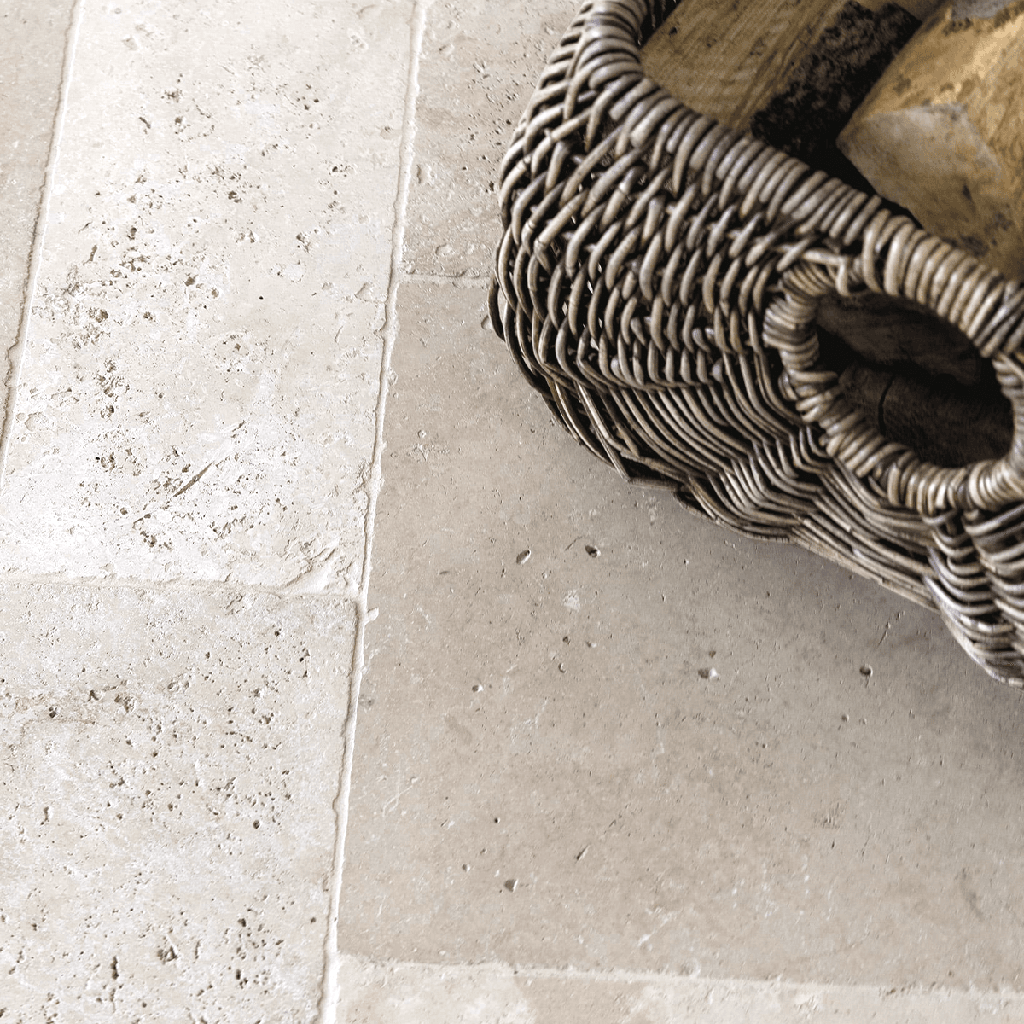 beststein-classic-light-travertin-vloertegel-kleine-roman-set-12-cm-model-a-getrommeld-18.png