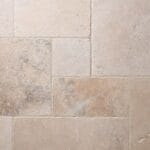 Classic Light travertin vloertegel 40.6 x 61 x 1.2 cm  getrommeld