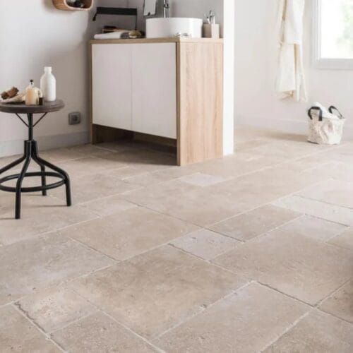 Light travertin vloertegel kleine roman set 1.2 cm model a getrommeld